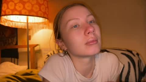 Snapshot of misszlataa chatting on March 9, 2025, 6:43 pm Zlata online show from March 9, 2025, 6:43 pm