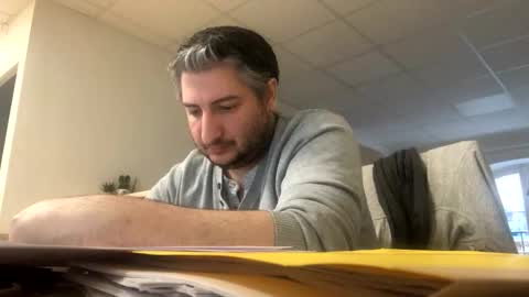 misterbelled online show from October 2, 2025, 7:48 am