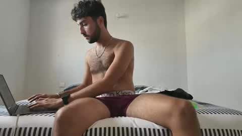 Snapshot of misterjc72 chatting on October 2, 2025, 1:18 pm misterjc72 online show from October 2, 2025, 1:18 pm
