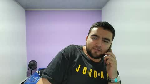 Snapshot of misterslapalot_96 chatting on December 13, 2024, 7:43 pm misterslapalot_96 online show from December 13, 2024, 7:43 pm