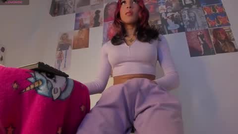   online show from November 23, 2025, 2:33 am