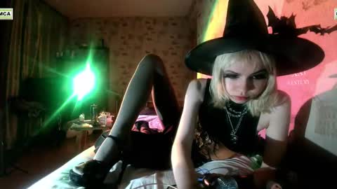 mistr_daria_femdom online show from October 21, 2025, 5:57 pm