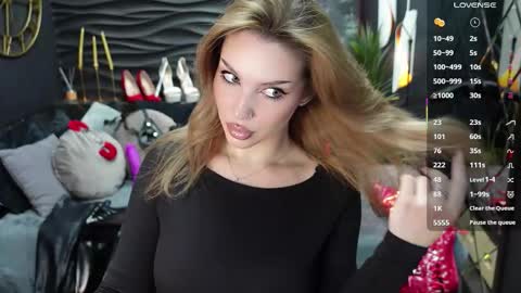 Snapshot of mistress_darsy chatting on October 14, 2025, 1:56 pm Darsy online show from October 14, 2025, 1:56 pm