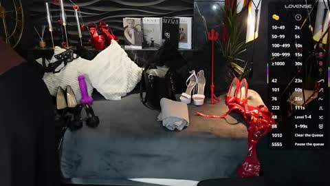 Darsy online show from April 14, 2026, 2:01 pm
