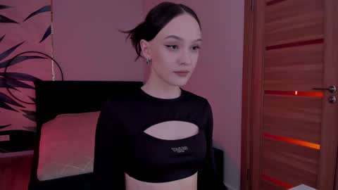 Snapshot of mistress_mialibra chatting on December 16, 2024, 5:17 am Mistress Mia online show from December 16, 2024, 5:17 am
