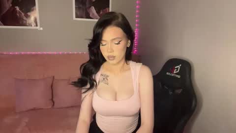 Snapshot of mistress_of_hearts chatting on September 18, 2025, 6:26 am Mia online show from September 18, 2025, 6:26 am