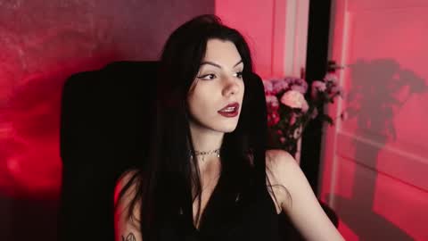 Miss Rochelle online show from January 13, 2026, 3:23 am