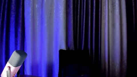 mistresselizy online show from October 6, 2025, 6:05 pm