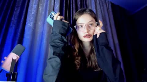 mistresselizy online show from October 10, 2025, 3:11 pm