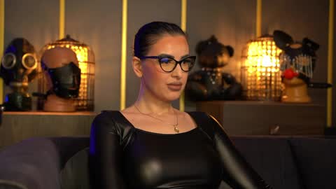 Mistress Kelly online show from April 16, 2026, 9:26 pm