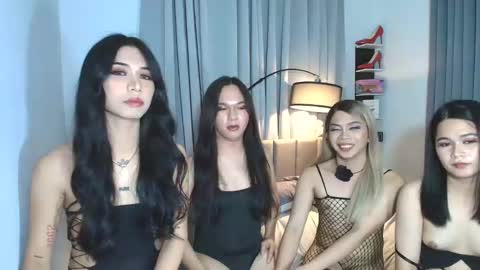 Snapshot of mistressluna1 chatting on March 9, 2025, 4:22 pm Luna Summer Candy online show from March 9, 2025, 4:22 pm