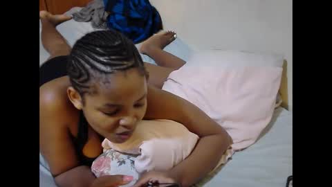 misty_shee online show from September 12, 2025, 7:14 pm