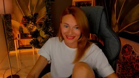 MistyBarnes NONUDE MODEL online show from October 11, 2025, 2:37 pm