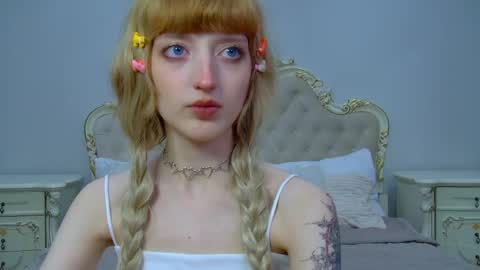 Misty online show from April 19, 2026, 5:12 pm