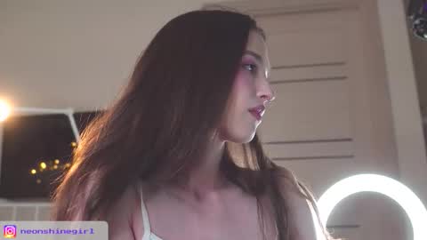 Mita online show from November 12, 2025, 6:58 am