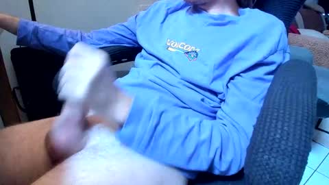 Snapshot of mitchelletbella chatting on January 11, 2025, 9:47 am MitchellBWC online show from January 11, 2025, 9:47 am