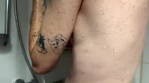 Snapshot of mitchelletbella chatting on November 2, 2025, 4:20 pm MitchellBWC online show from November 2, 2025, 4:20 pm