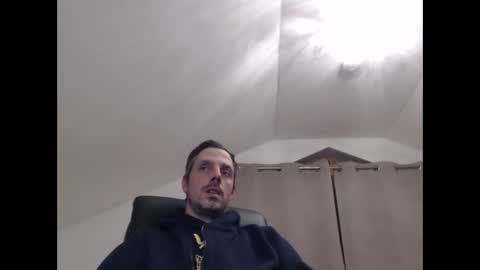 Snapshot of mitsch01 chatting on March 13, 2026, 9:10 pm Mitsch online show from March 13, 2026, 9:10 pm