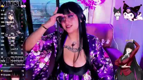 mitsu kawii online show from November 12, 2025, 9:36 pm