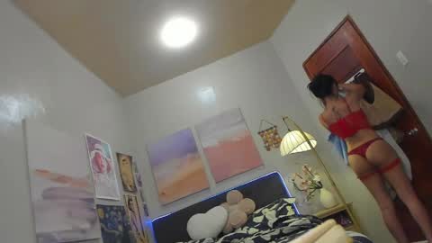 Snapshot of mitsuri22 chatting on May 25, 2026, 5:46 am mona online show from May 25, 2026, 5:46 am