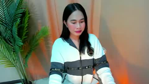 Mitsu online show from October 3, 2025, 1:02 am