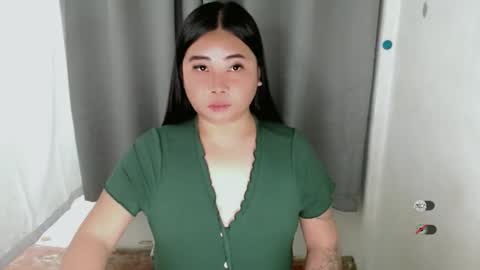 Snapshot of miya_licious chatting on October 15, 2025, 5:35 pm cassie marie online show from October 15, 2025, 5:35 pm