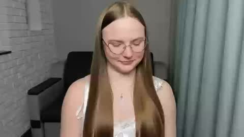 Miya online show from January 11, 2025, 10:18 pm