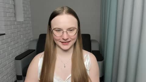 Miya online show from January 15, 2025, 7:12 pm