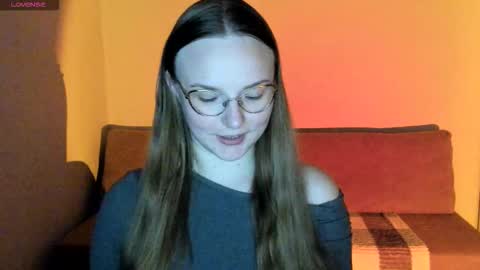 Miya online show from October 8, 2025, 7:00 pm