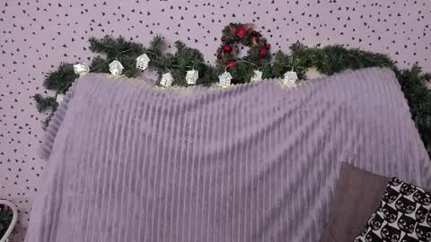 Miya online show from December 19, 2025, 1:01 am