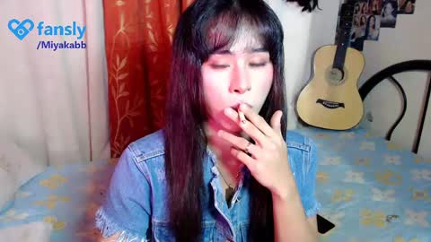 Miyakabebe online show from May 30, 2026, 9:56 pm