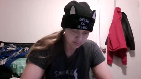 Snapshot of miztrezk chatting on December 18, 2025, 4:07 am miztrezk online show from December 18, 2025, 4:07 am