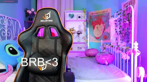 Mizuki online show from February 16, 2025, 2:42 am