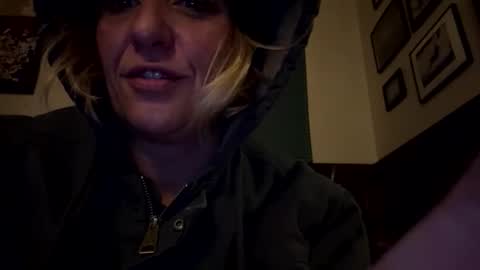 Snapshot of mizzstorm13 chatting on February 4, 2026, 2:17 am Mizz Storm online show from February 4, 2026, 2:17 am