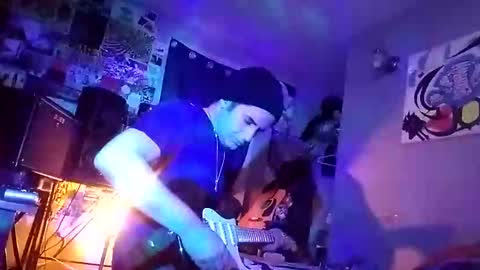 Snapshot of mjmckenz55 chatting on October 21, 2025, 1:17 am Daddy720 online show from October 21, 2025, 1:17 am