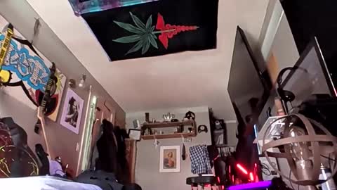 Daddy720 online show from March 7, 2026, 3:31 pm