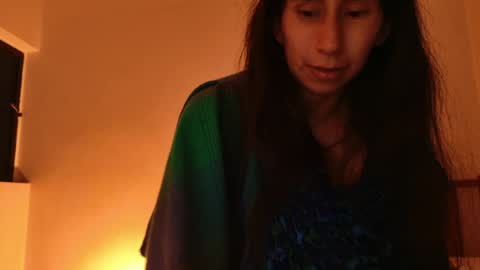 MoonLipson online show from June 5, 2026, 6:52 am