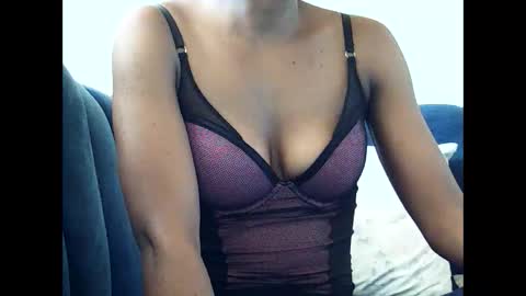 Mlle Kali online show from September 30, 2025, 5:01 am