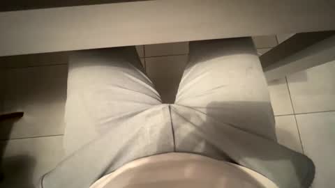 mmaestro42 online show from November 18, 2025, 5:17 pm