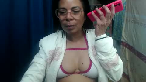 kelly online show from September 25, 2025, 3:10 am