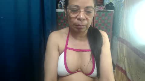 kelly online show from September 25, 2025, 7:39 pm