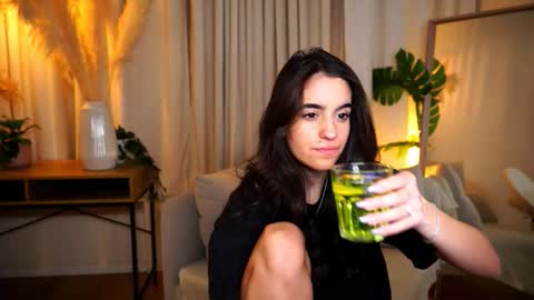 milkyway  online show from November 27, 2025, 5:26 pm