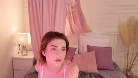 Michaela online show from February 17, 2026, 2:02 pm