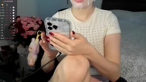 Snapshot of mmm_sweety_kitty chatting on October 3, 2025, 9:06 am mmm_sweety_kitty online show from October 3, 2025, 9:06 am