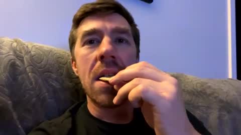 mmmateommm online show from June 12, 2026, 5:17 am