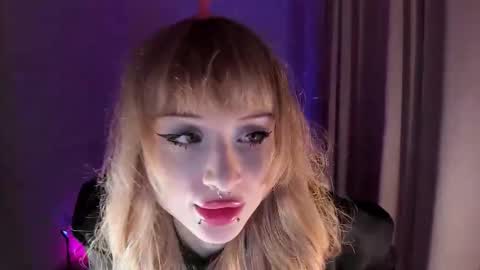 mnepohhh online show from February 5, 2026, 9:19 pm