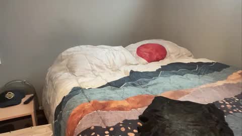 MNTuiLa online show from January 18, 2026, 2:32 pm