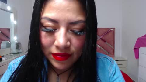 Catalina online show from December 17, 2025, 5:02 am