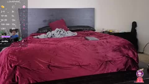 NynaStax online show from December 5, 2025, 12:41 am