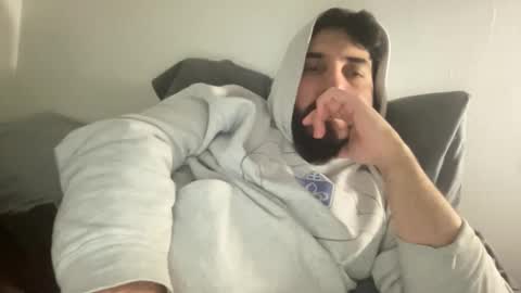 Mochi online show from December 4, 2025, 8:01 am